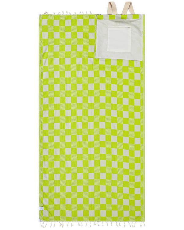 🏖️Next-Level Beach Convenience – 2-in-1 Convertible Towel Bag with Smart Storage & Sand-Repelling Fabric
