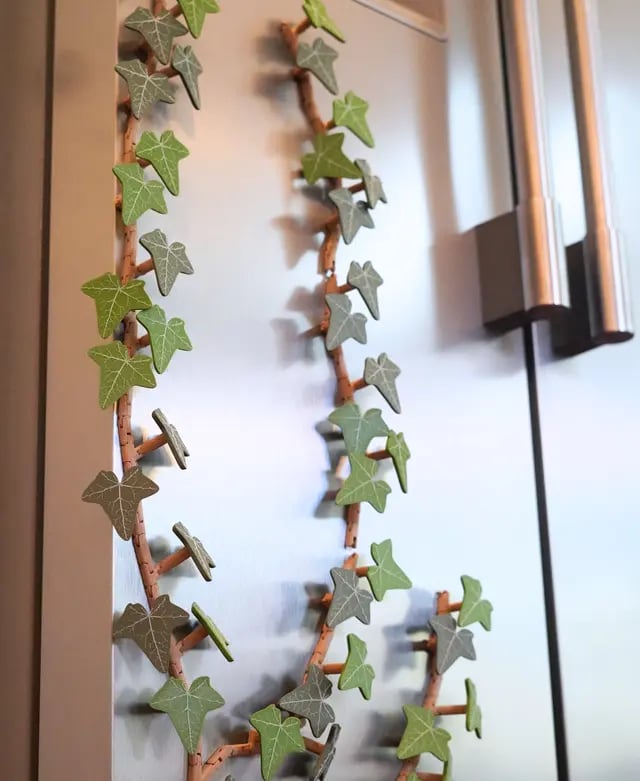 🎄Ivy Fridge Magnet